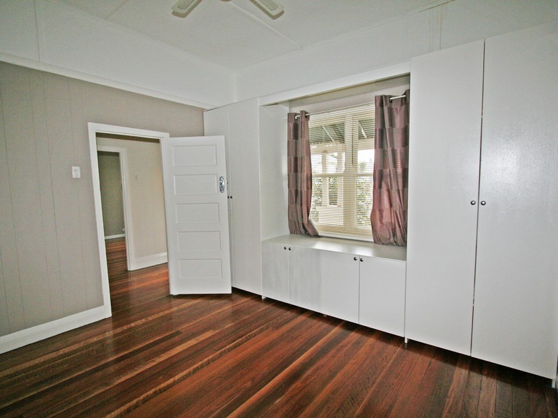 2 Fourth Street, Cessnock NSW 2325