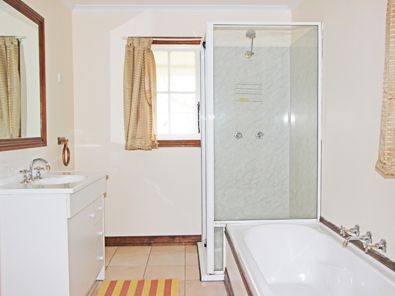 33 Rugby Street, Ellalong NSW 2325