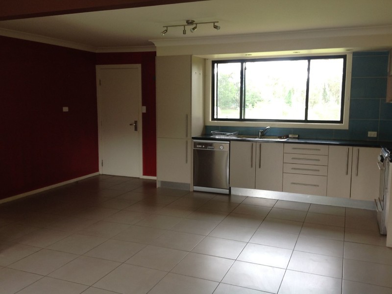 36 Rothbury Street, North Rothbury NSW 2335