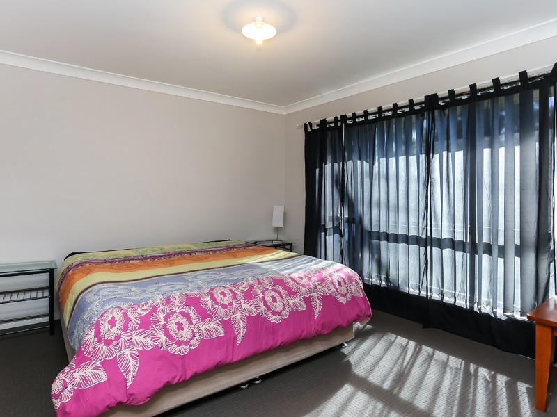 24 Mitchell Street, North Rothbury NSW 2335