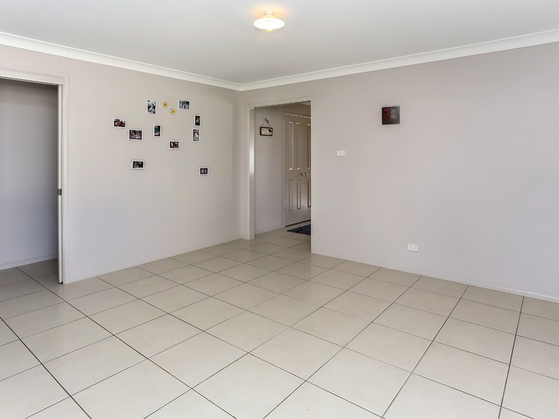 24 Mitchell Street, North Rothbury NSW 2335