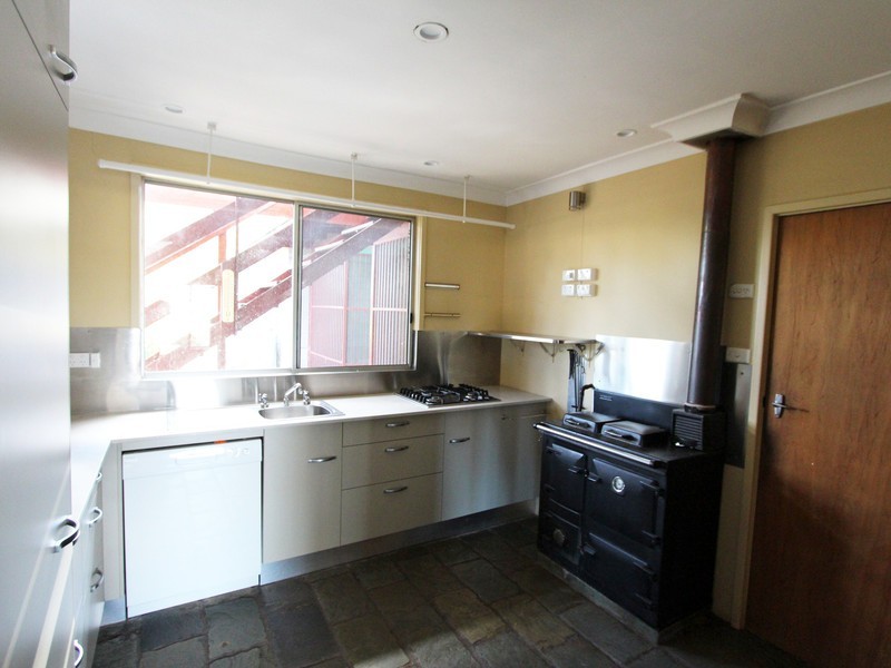 310 Lovedale Road, Lovedale NSW 2325