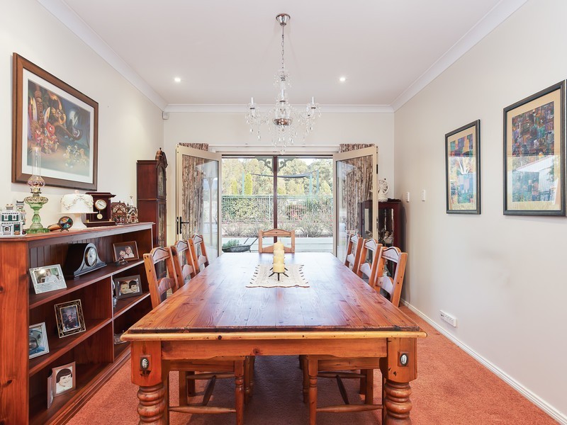 243 Sandy Creek Road, Mount Vincent NSW 2323