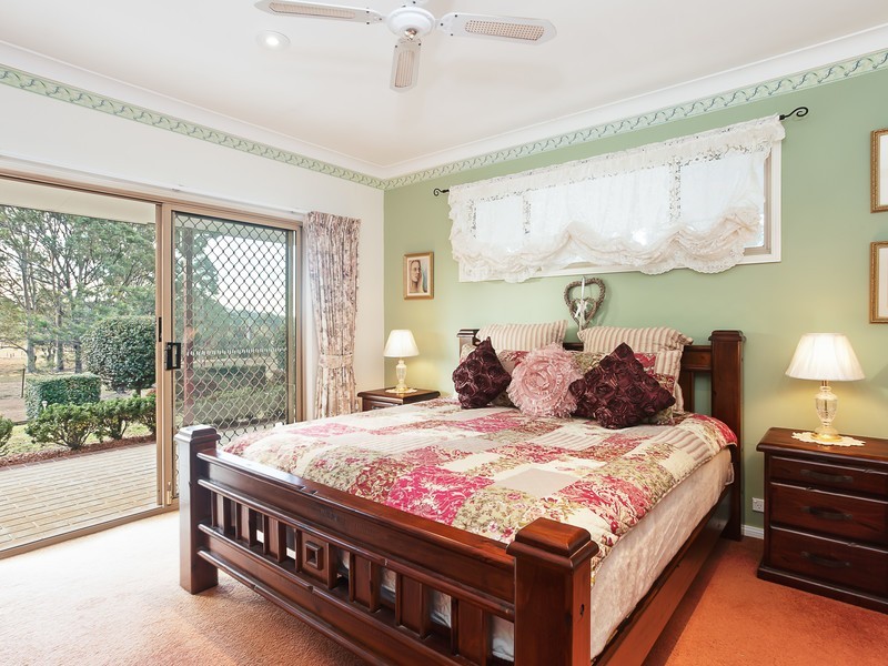 243 Sandy Creek Road, Mount Vincent NSW 2323