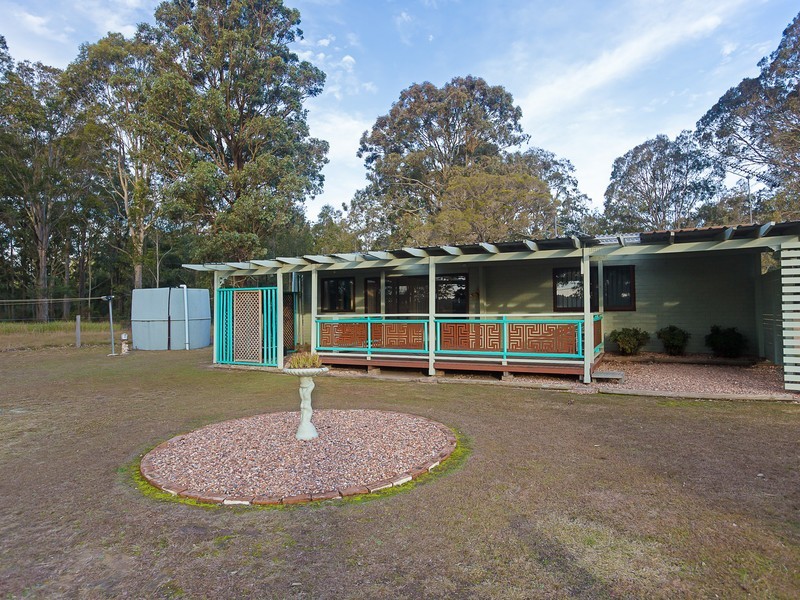 243 Sandy Creek Road, Mount Vincent NSW 2323