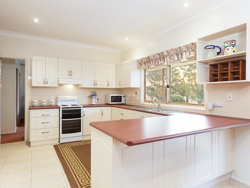 243 Sandy Creek Road, Mount Vincent NSW 2323