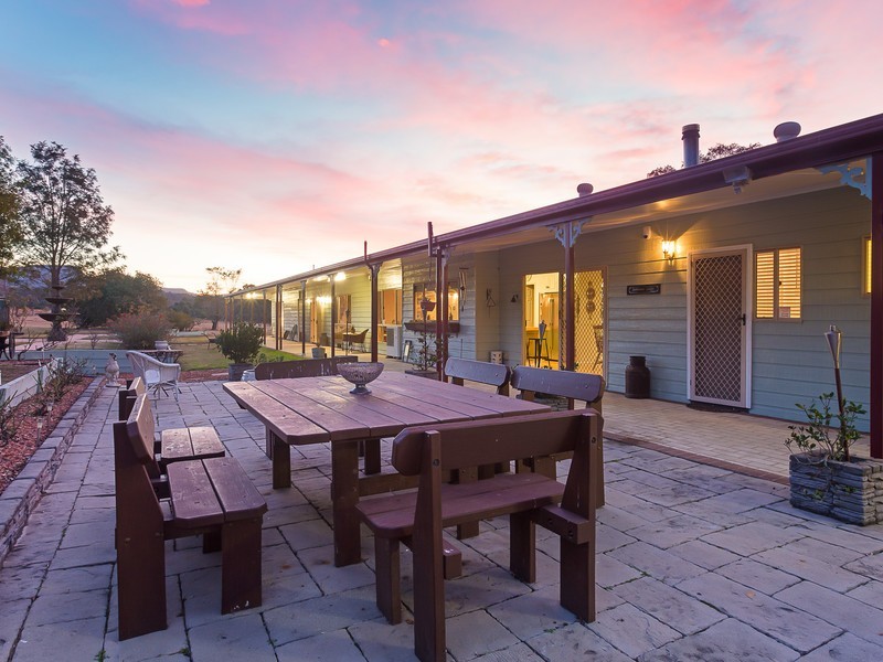 243 Sandy Creek Road, Mount Vincent NSW 2323