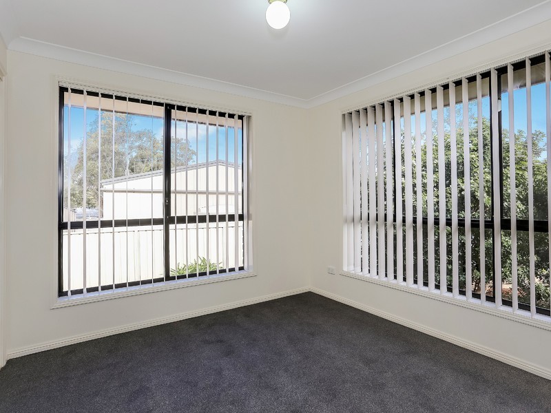 2/26 Cabernet Grove, Cessnock NSW 2325