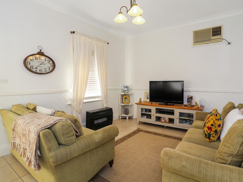 34 Comfort Avenue, Cessnock NSW 2325