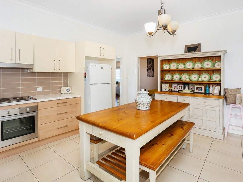 34 Comfort Avenue, Cessnock NSW 2325