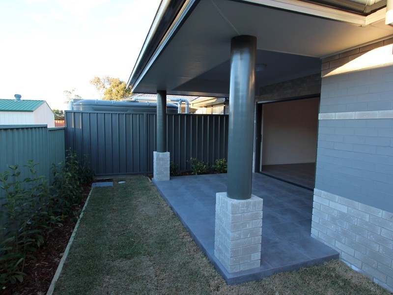 2/50 Catherine Street, Cessnock NSW 2325