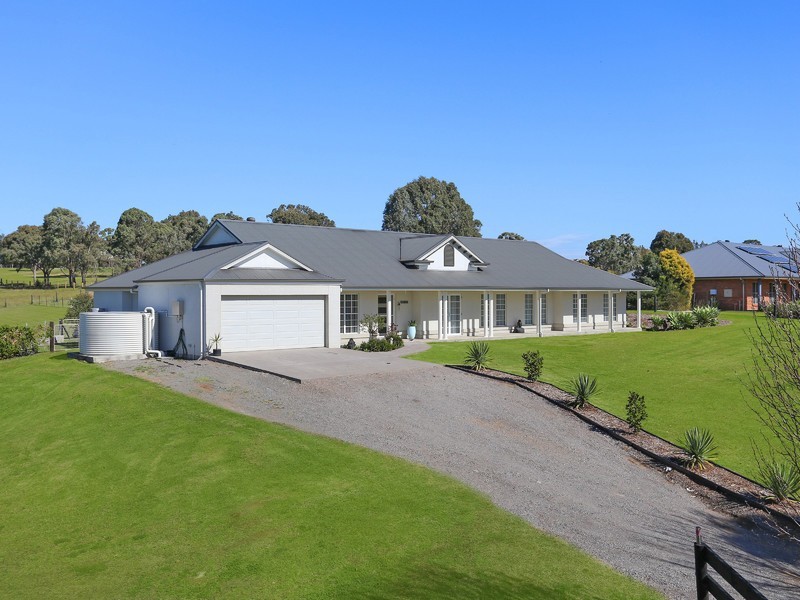 14 Sandstone Drive, Windella NSW 2320