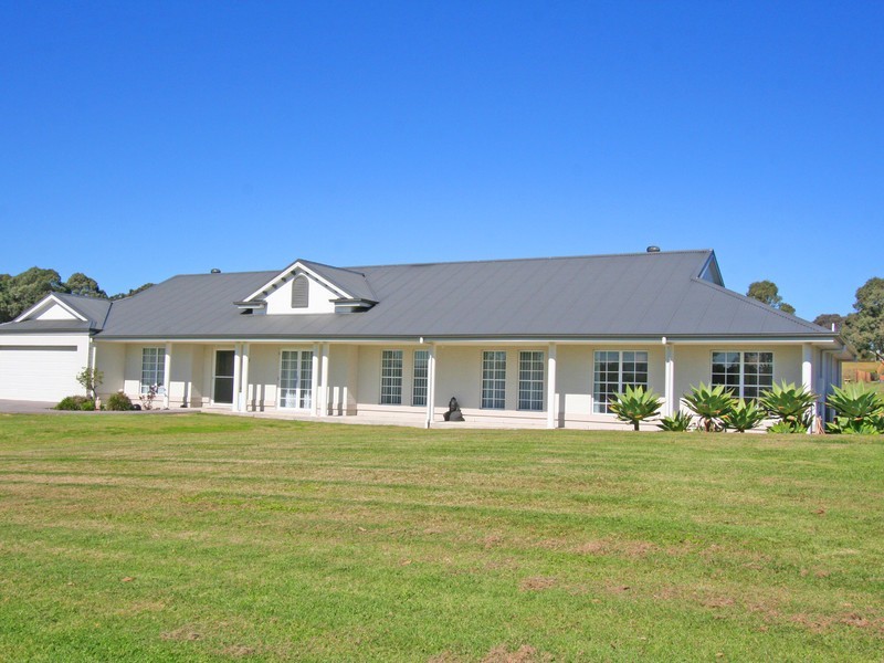 14 Sandstone Drive, Windella NSW 2320