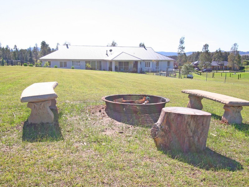 14 Sandstone Drive, Windella NSW 2320