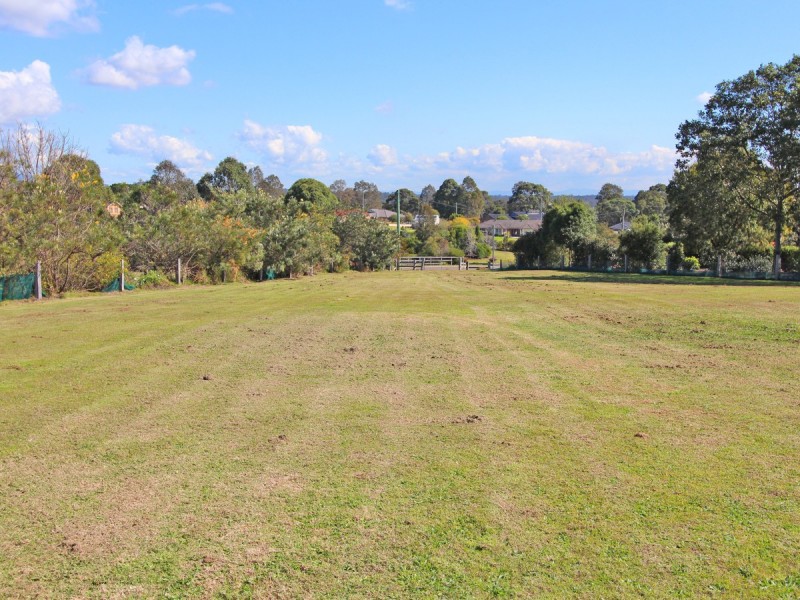 13 Valentine Close, Greta NSW 2334
