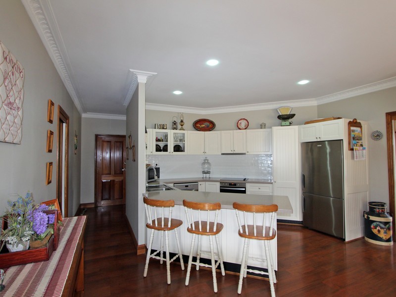 2 Irwin Close, Millfield NSW 2325