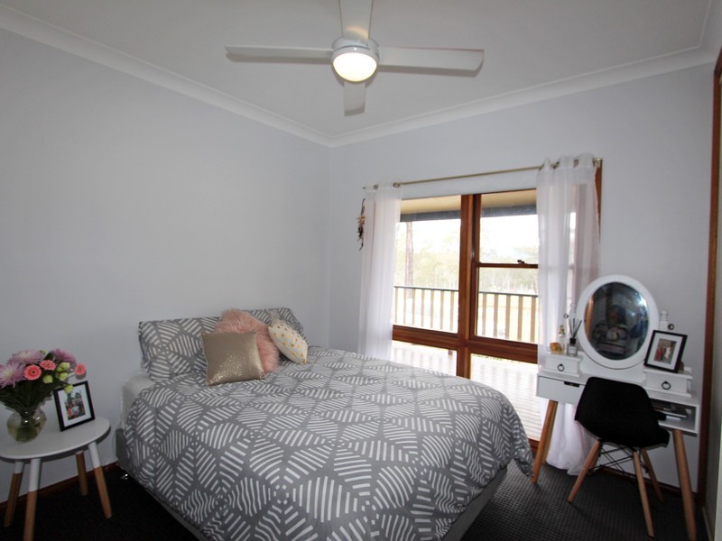 2 Irwin Close, Millfield NSW 2325