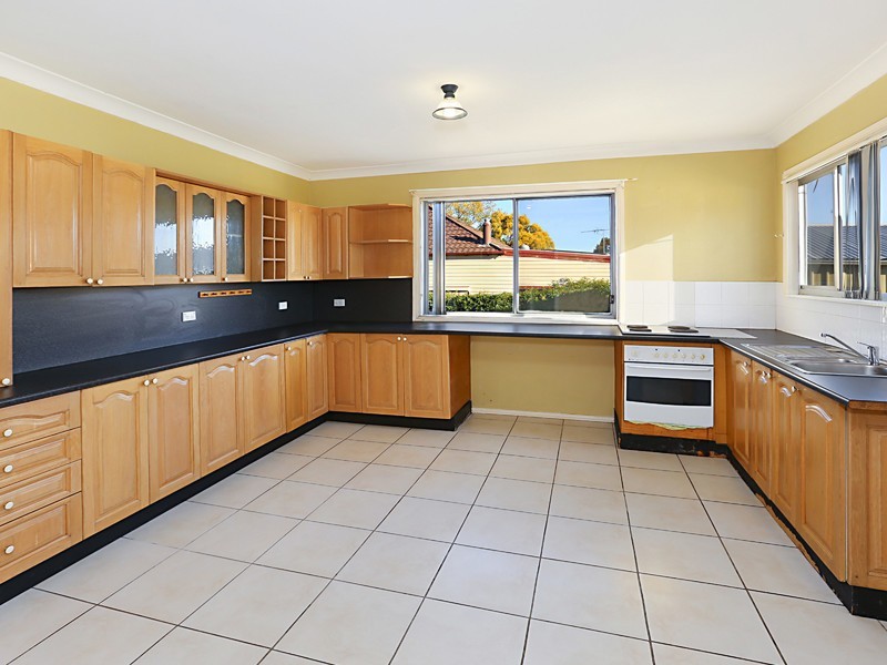 33 Harris Street, Cessnock NSW 2325