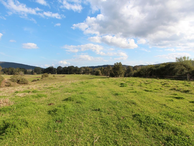 627 Martins Creek Road, Paterson NSW 2421