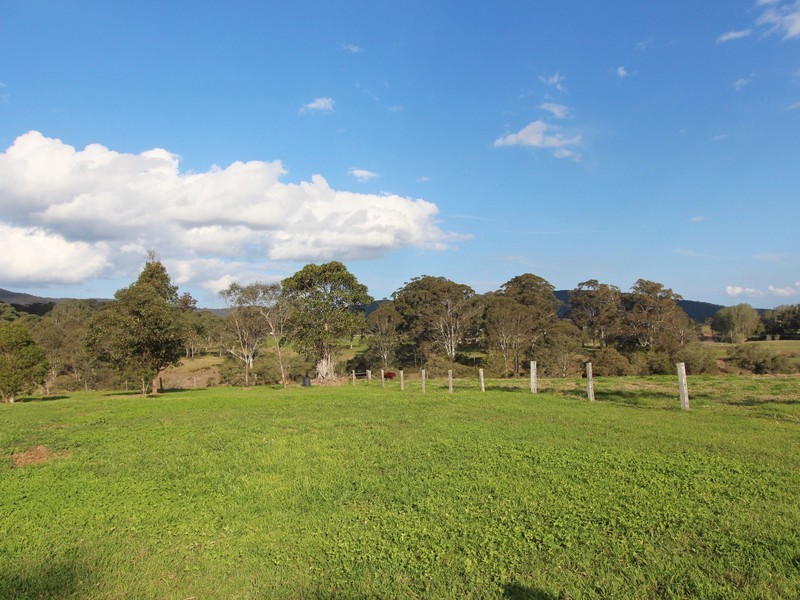 627 Martins Creek Road, Paterson NSW 2421