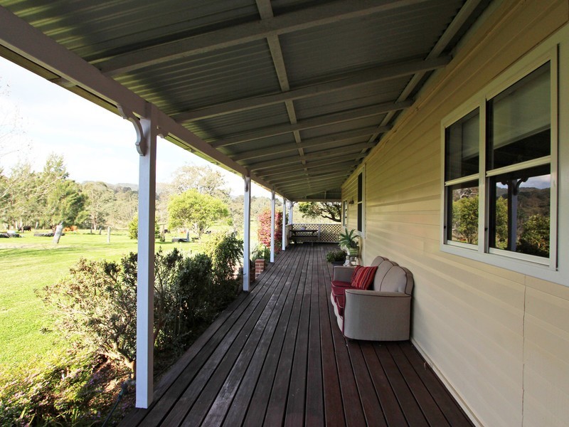 627 Martins Creek Road, Paterson NSW 2421