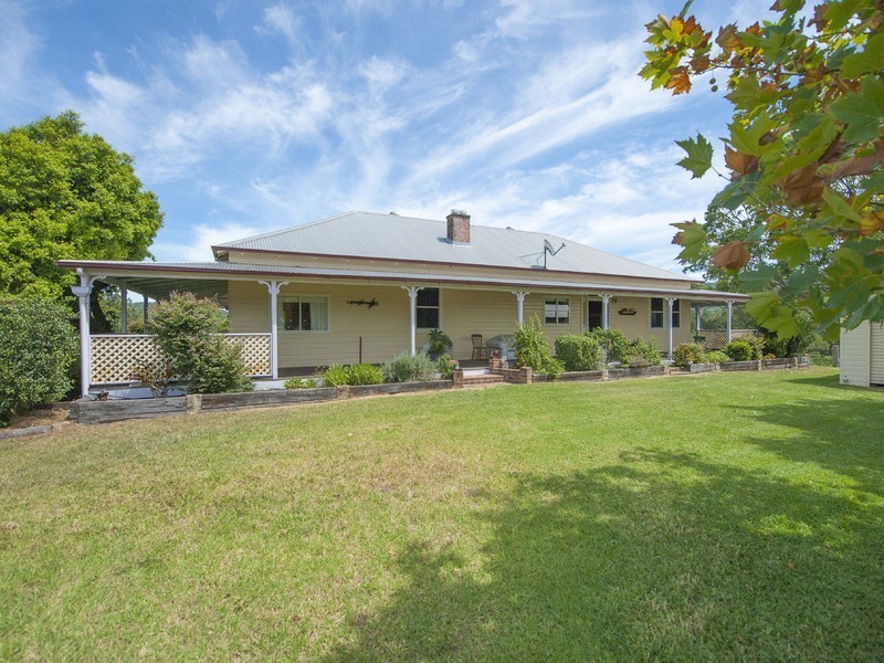 627 Martins Creek Road, Paterson NSW 2421