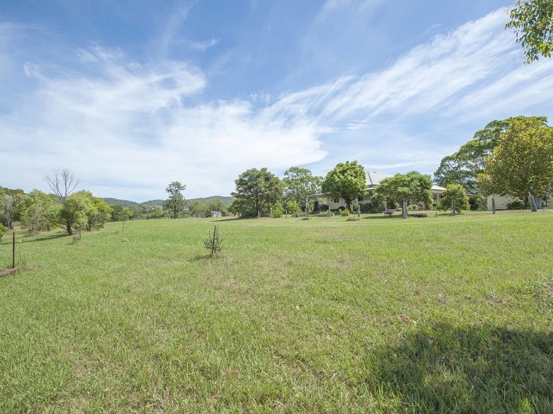 627 Martins Creek Road, Paterson NSW 2421