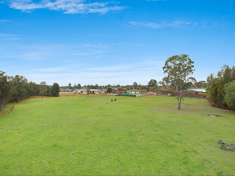 50 Clift Street, Greta NSW 2334