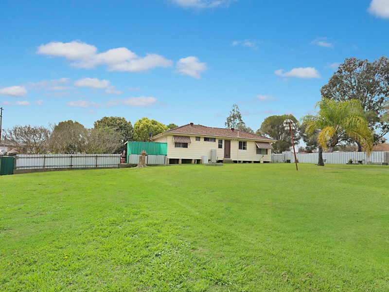 50 Clift Street, Greta NSW 2334