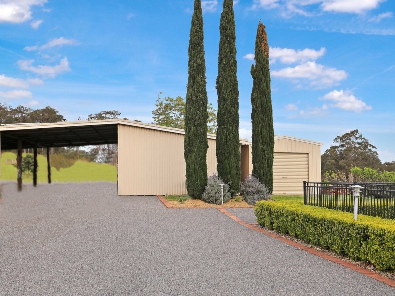 42 Londons Road, Lovedale NSW 2325