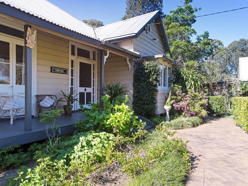 8 Owens Avenue, Millfield NSW 2325