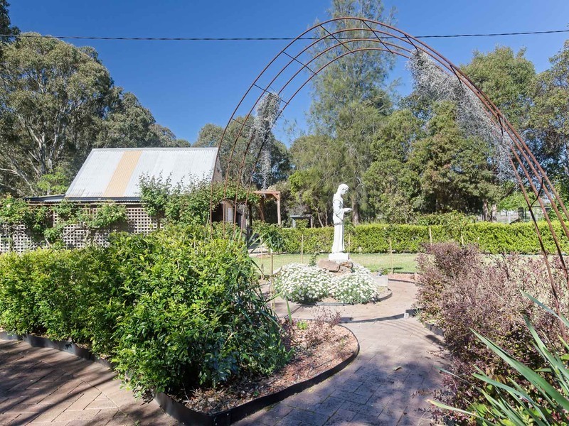 8 Owens Avenue, Millfield NSW 2325