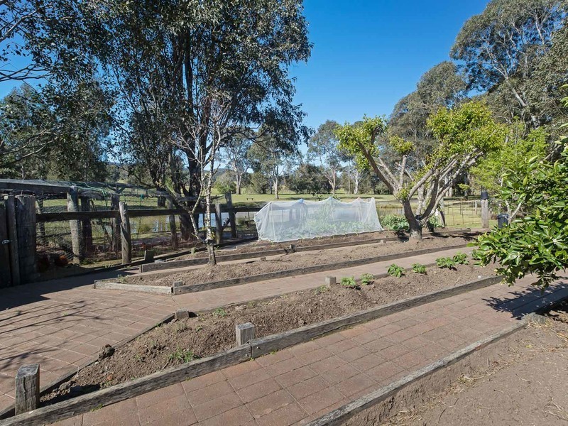 8 Owens Avenue, Millfield NSW 2325