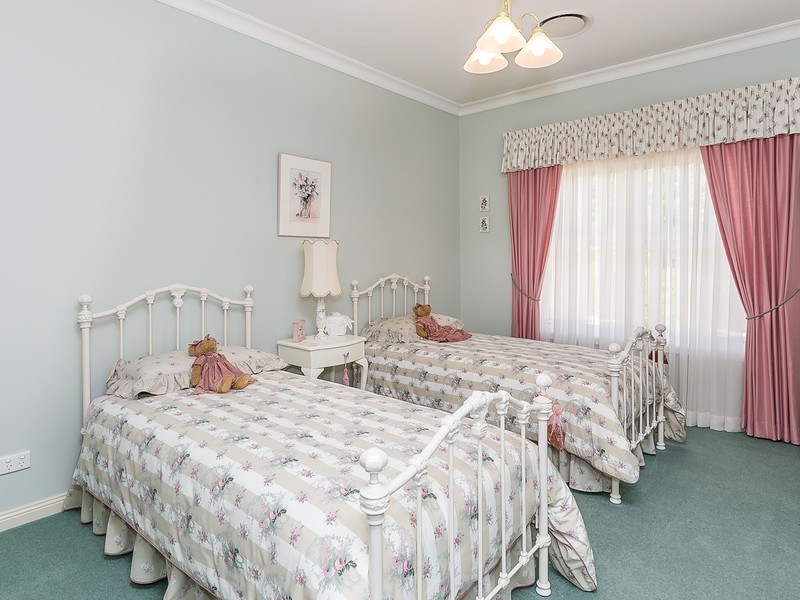 168 Brokenback Road, Branxton NSW 2335