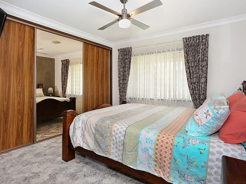 2 Balmoral Avenue, Cessnock NSW 2325