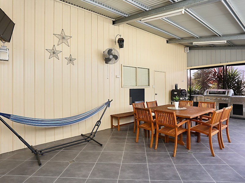 2 Balmoral Avenue, Cessnock NSW 2325