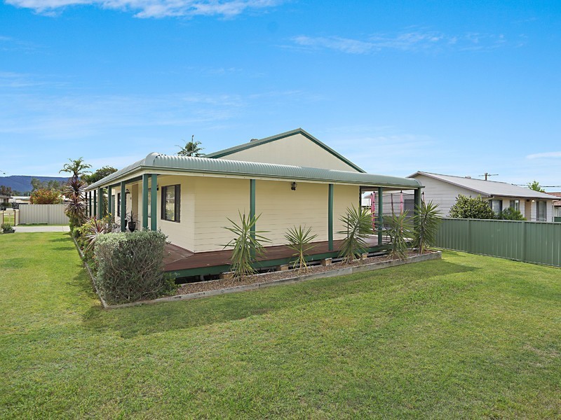 2 Balmoral Avenue, Cessnock NSW 2325