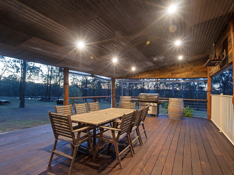 42 Blackburn Close, Lovedale NSW 2325