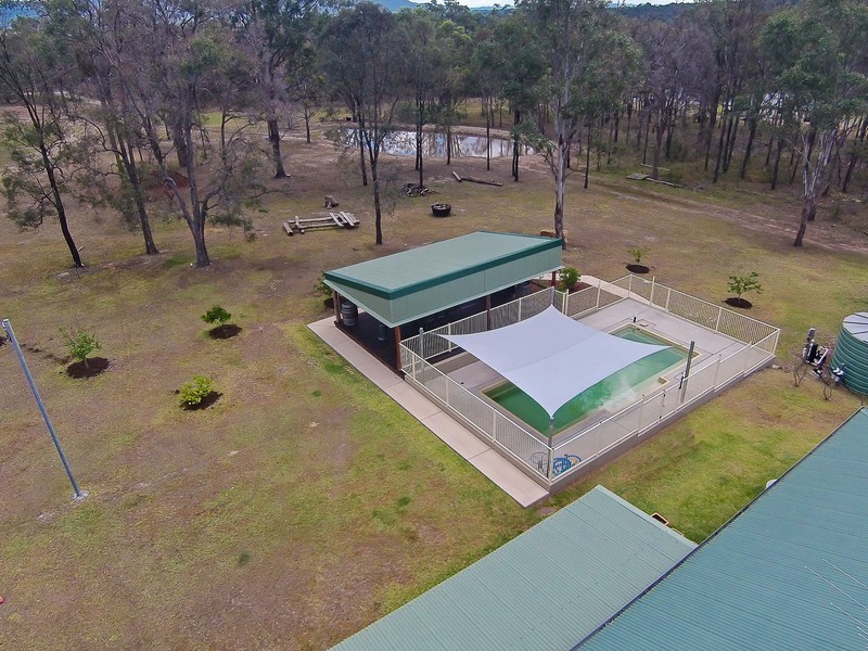 42 Blackburn Close, Lovedale NSW 2325