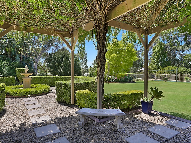 14 Malia Crescent, Windella NSW 2320