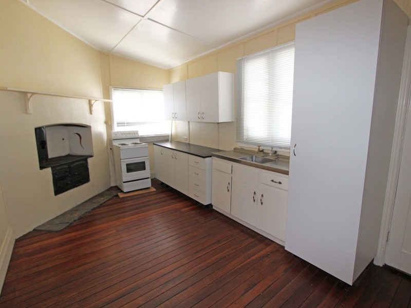 33 Alfred Street, Cessnock NSW 2325