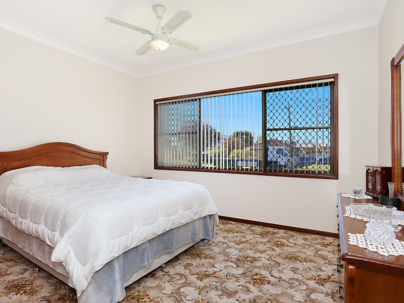 54 Shedden Street, Cessnock NSW 2325
