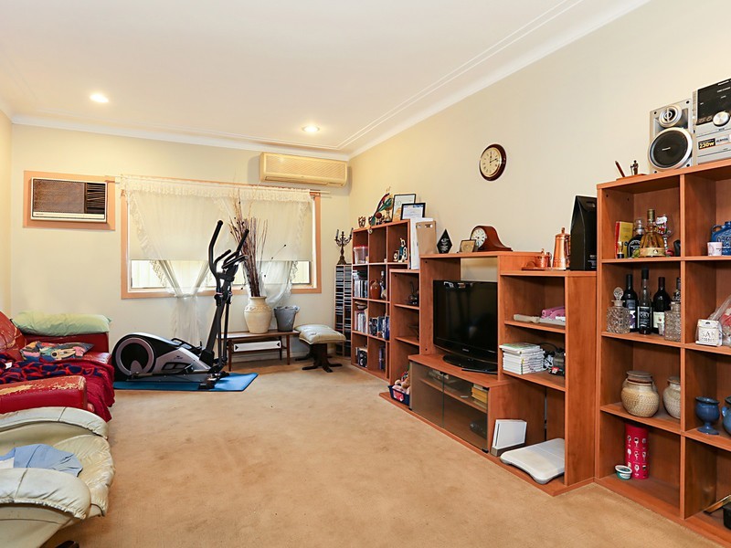 2 Usher Street, Greta NSW 2334