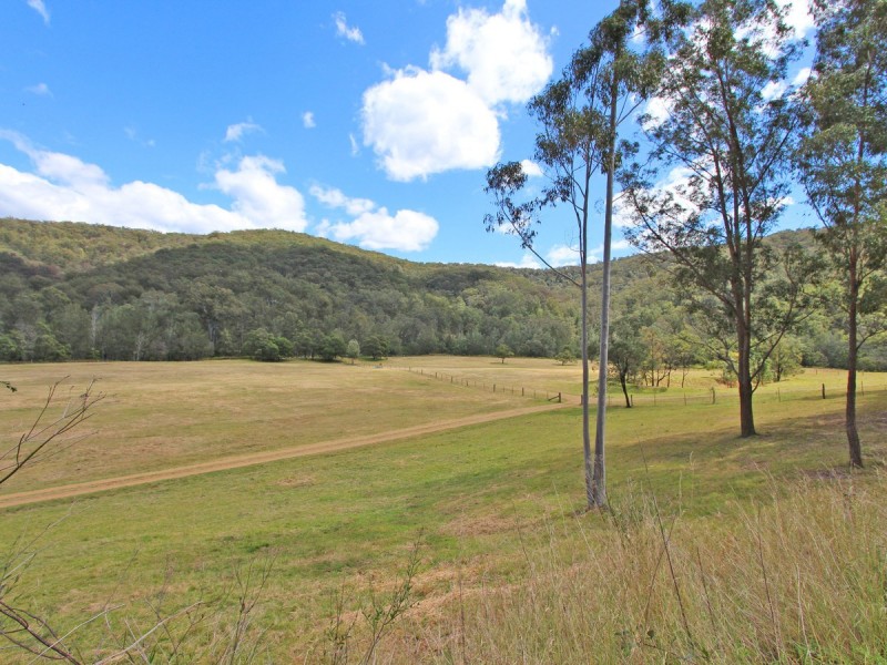 2410 Wollombi Road, Wollombi NSW 2325