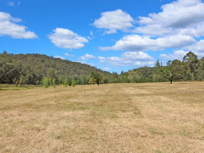 2410 Wollombi Road, Wollombi NSW 2325