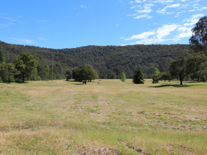 2410 Wollombi Road, Wollombi NSW 2325