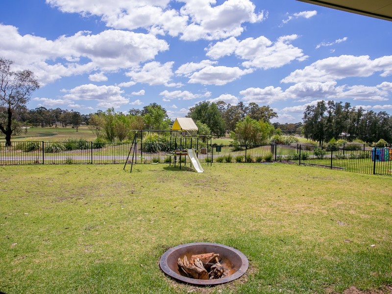 16 Birkdale Boulevard, Cessnock NSW 2325