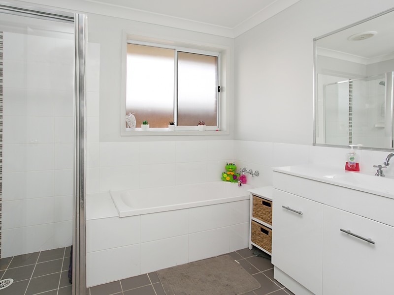 16 Birkdale Boulevard, Cessnock NSW 2325