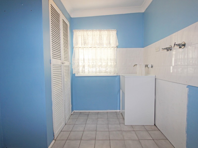 76 Maitland Street, Abermain NSW 2326