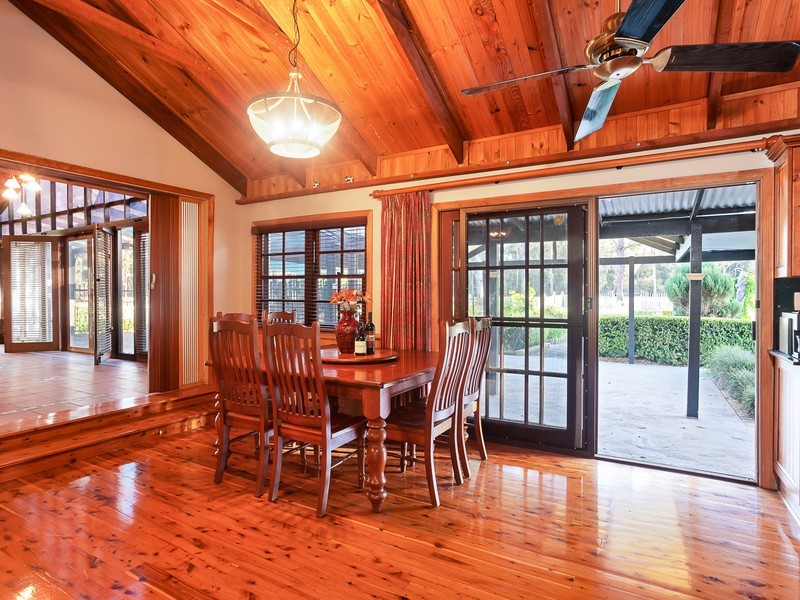 239 Neath Road, Kearsley NSW 2325